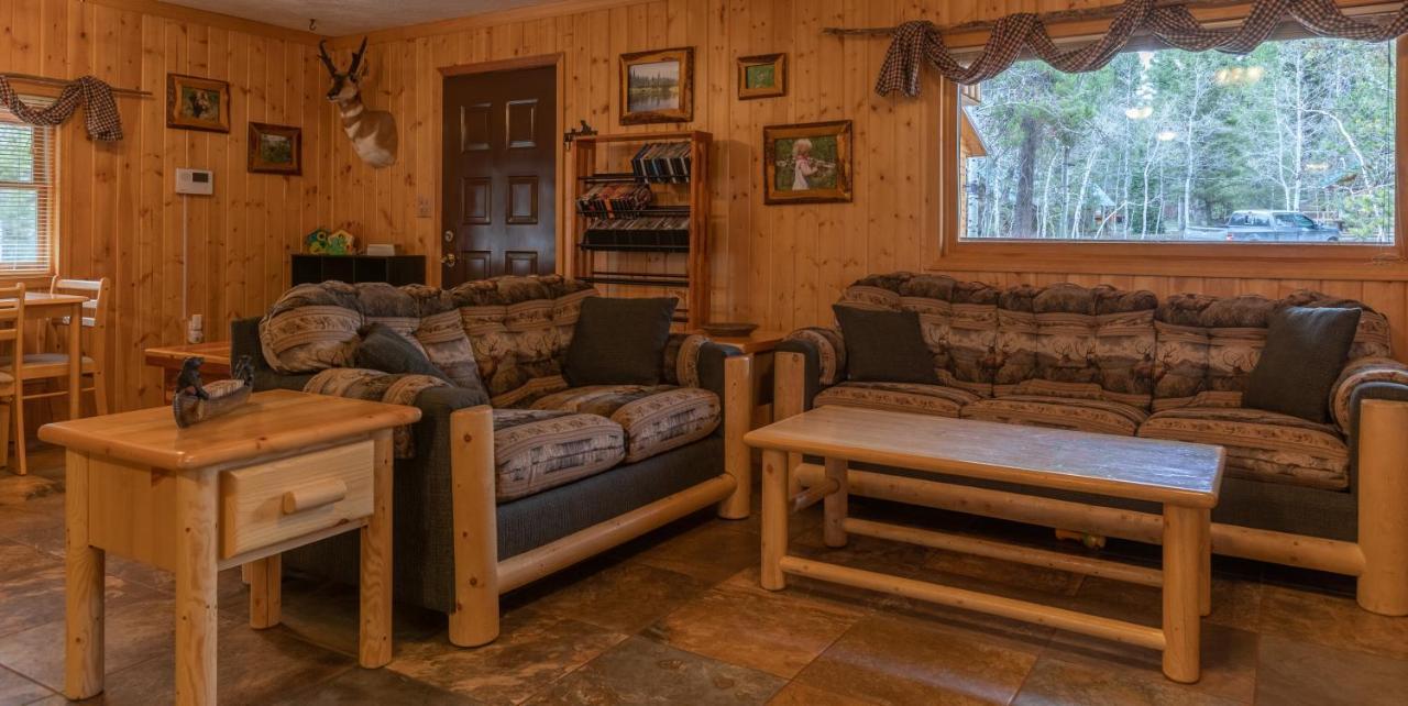Remington Reload By Kabino Hot Tub Firepit Roku Big Yard Driveway Grill Wifi Trails Island Park Eksteriør bilde