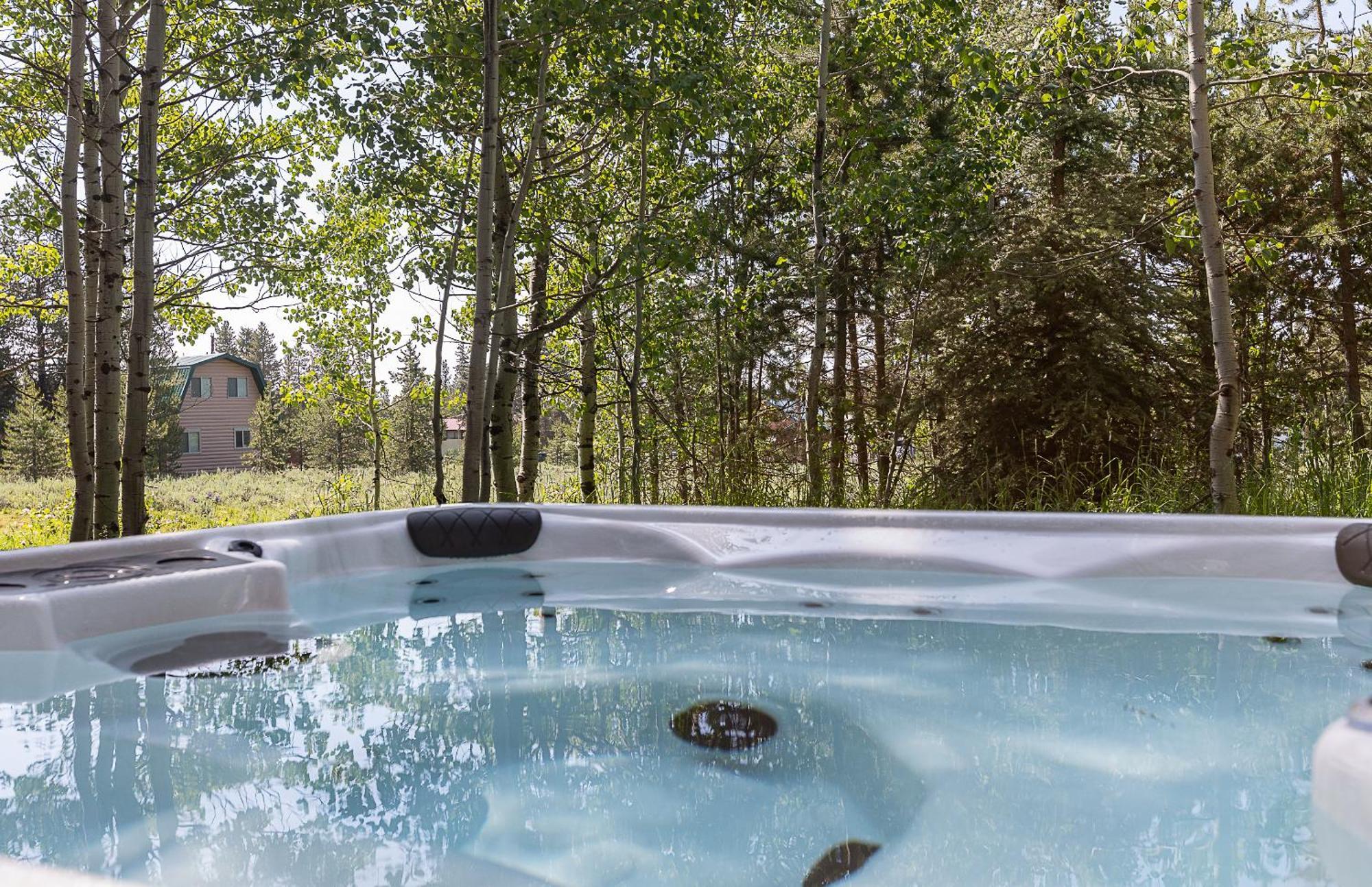 Remington Reload By Kabino Hot Tub Firepit Roku Big Yard Driveway Grill Wifi Trails Island Park Eksteriør bilde